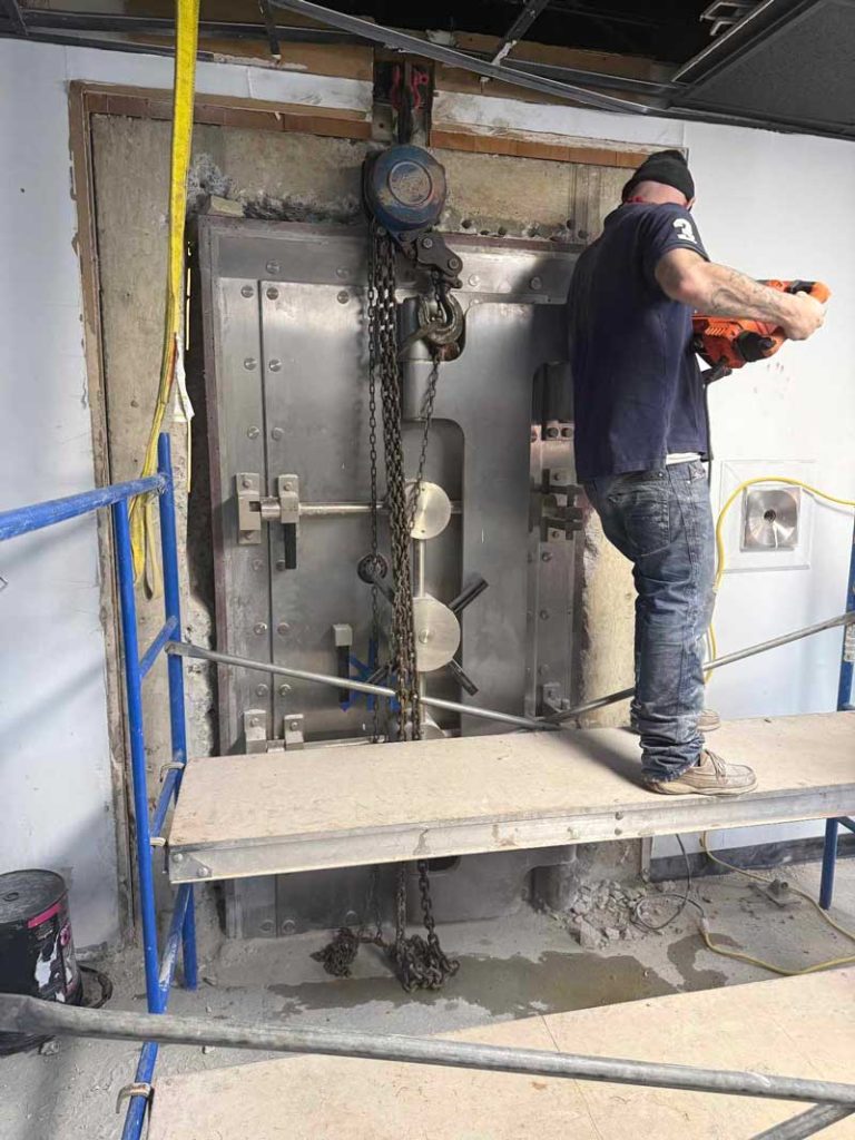 Bank-Safe-Installer