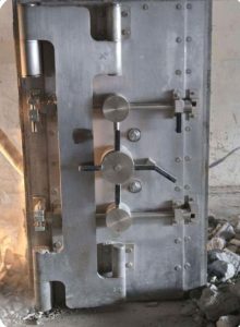 Antique-Safe-View-2